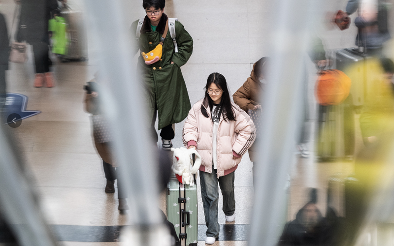 大学生“艰深话羞辱症”：方言是回归乡土简直认键