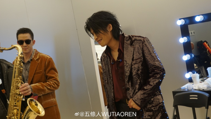 艺人饰演后演出服退货，眼前是何种歪风？