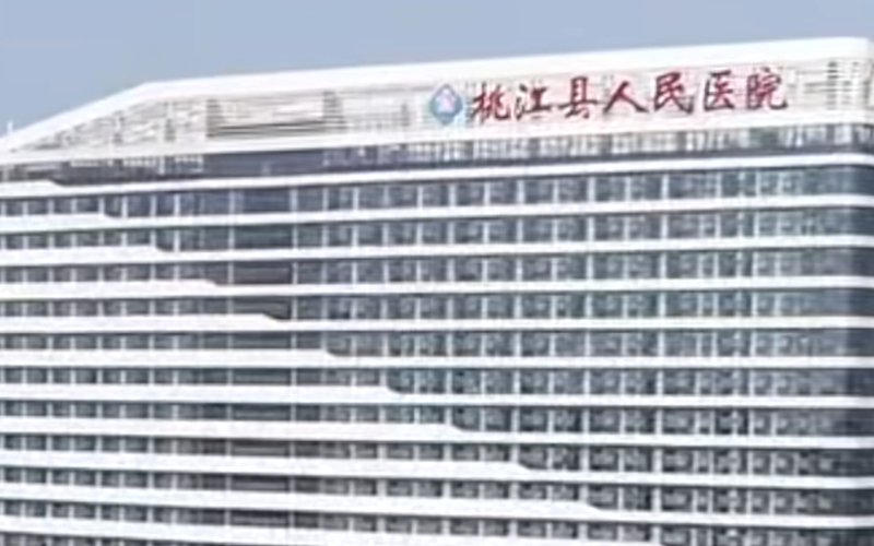 医护职员更需要劳动光阴，而非一场脱口秀饰演