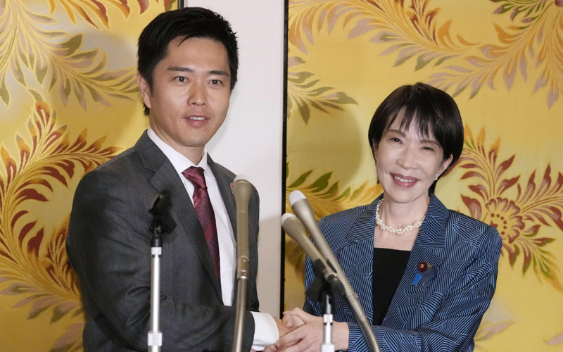 高市早苗的“親密盟友”，關(guān)鍵時(shí)刻“背刺”