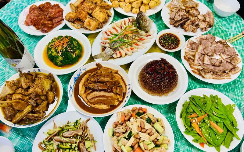 每一家两千克剩菜剩饭，年年缺少不宜“年年浪费”