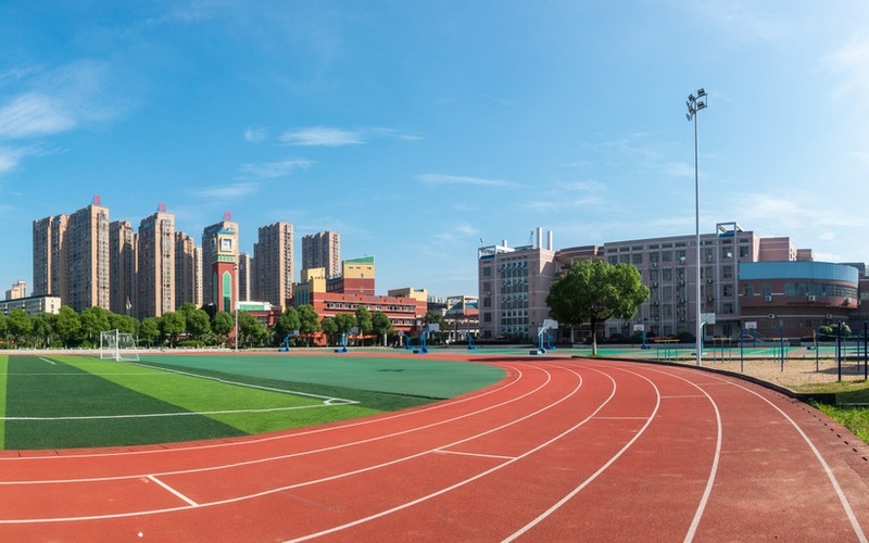 别让隐性审核倾轧教师减负“白名单”