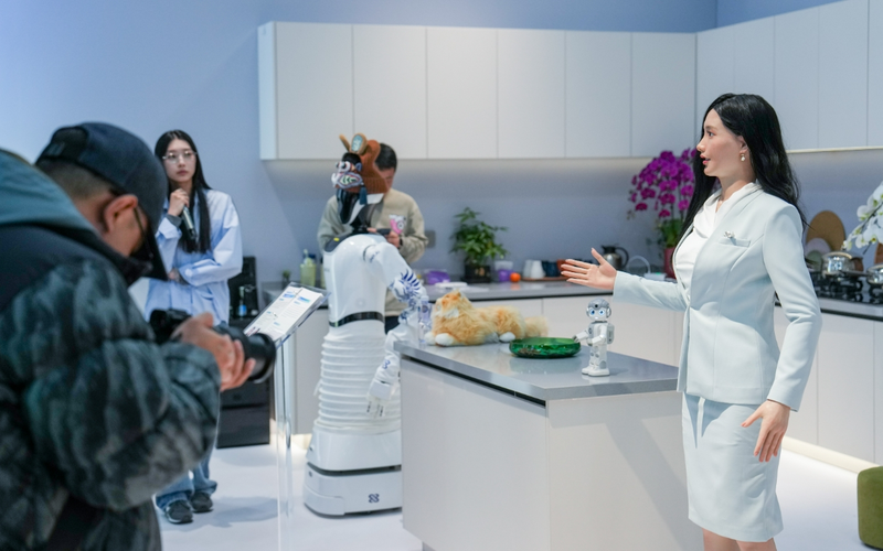 张云泉：尽快增长家庭养老机械人行动妄想