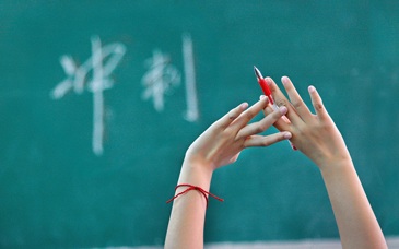 解鎖心理密碼、三個節(jié)點“管住嘴”，一線老師給高考生家長支招