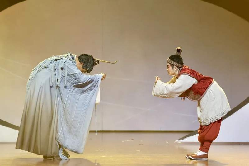 圖（tú）片