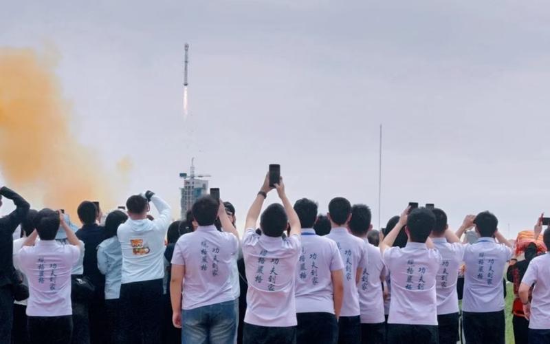 学硕原则上纳入硕博贯串哺育，哈工大刷新有何价钱