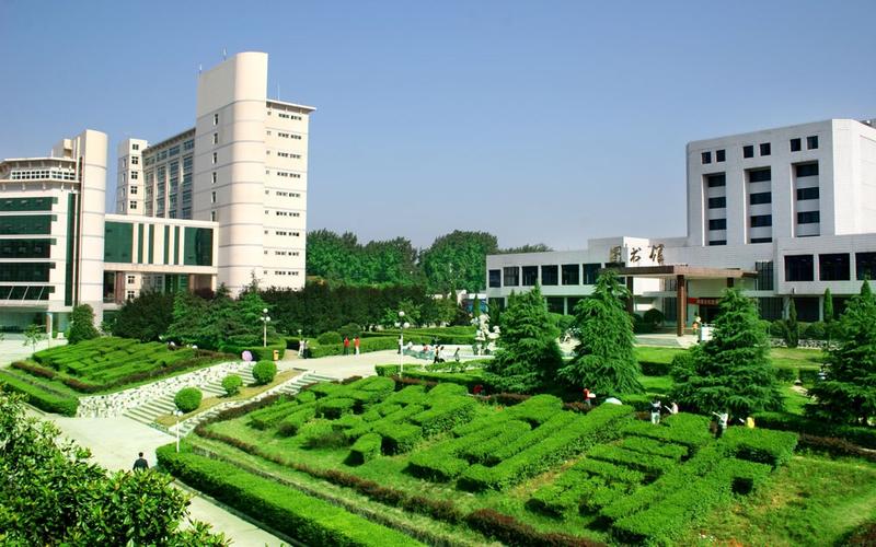 校庆“千班万元”救济建议，透着股功利味儿