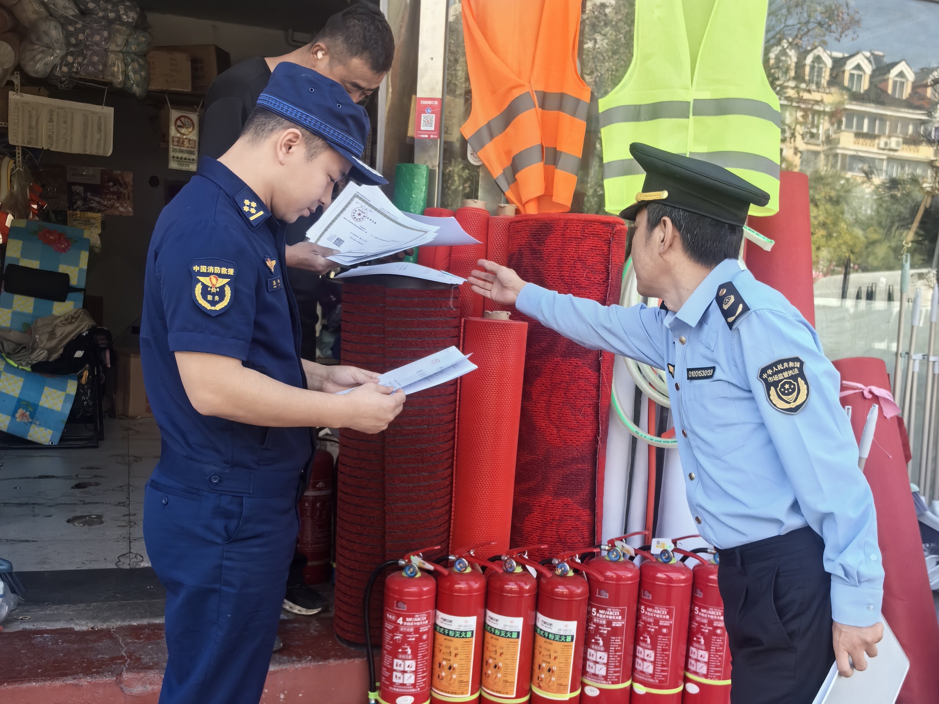 北京Miyun消防和地区市场监督局进行消防质量检查