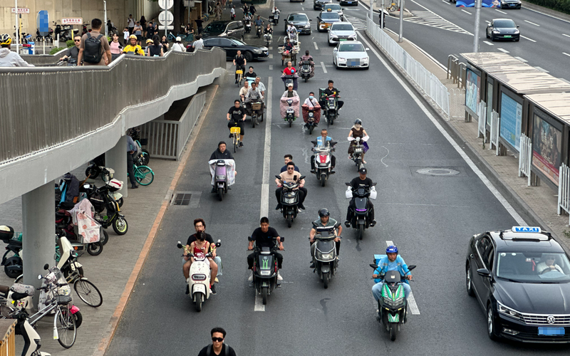 斗极成标配，为“小电驴”上把“清静锁”