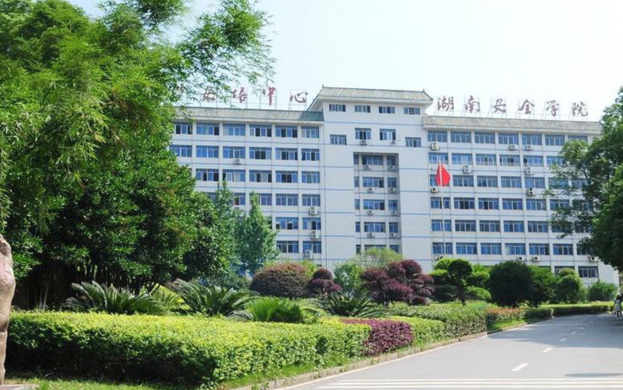 如果高校被迫申请新生，无法说自己的话