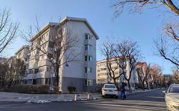 老旧小区物业难题如何破，委员们开出这些“治理良方”