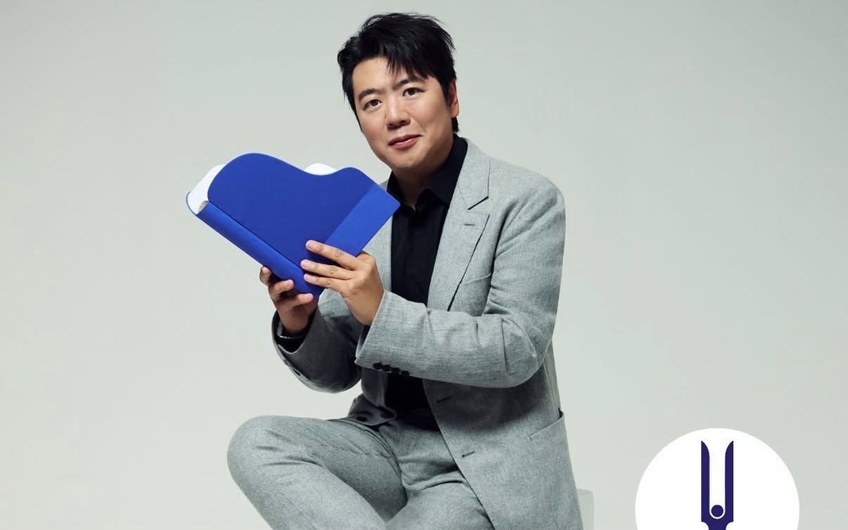 郎朗《钢琴书2》蝉联“年度畅销专辑”，受邀亮相世界杯官方活动