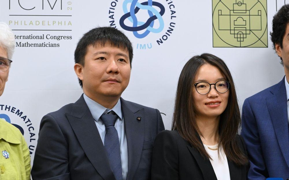 两位中国数学家同获菲尔兹奖，历史突破何以实现？| 新京报专栏