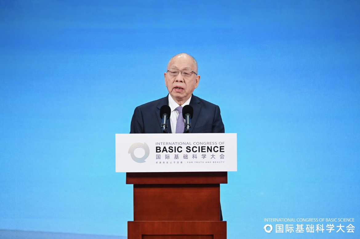 丘成桐再谈邓煜、王虹获奖：新一代青年学者展露锋芒