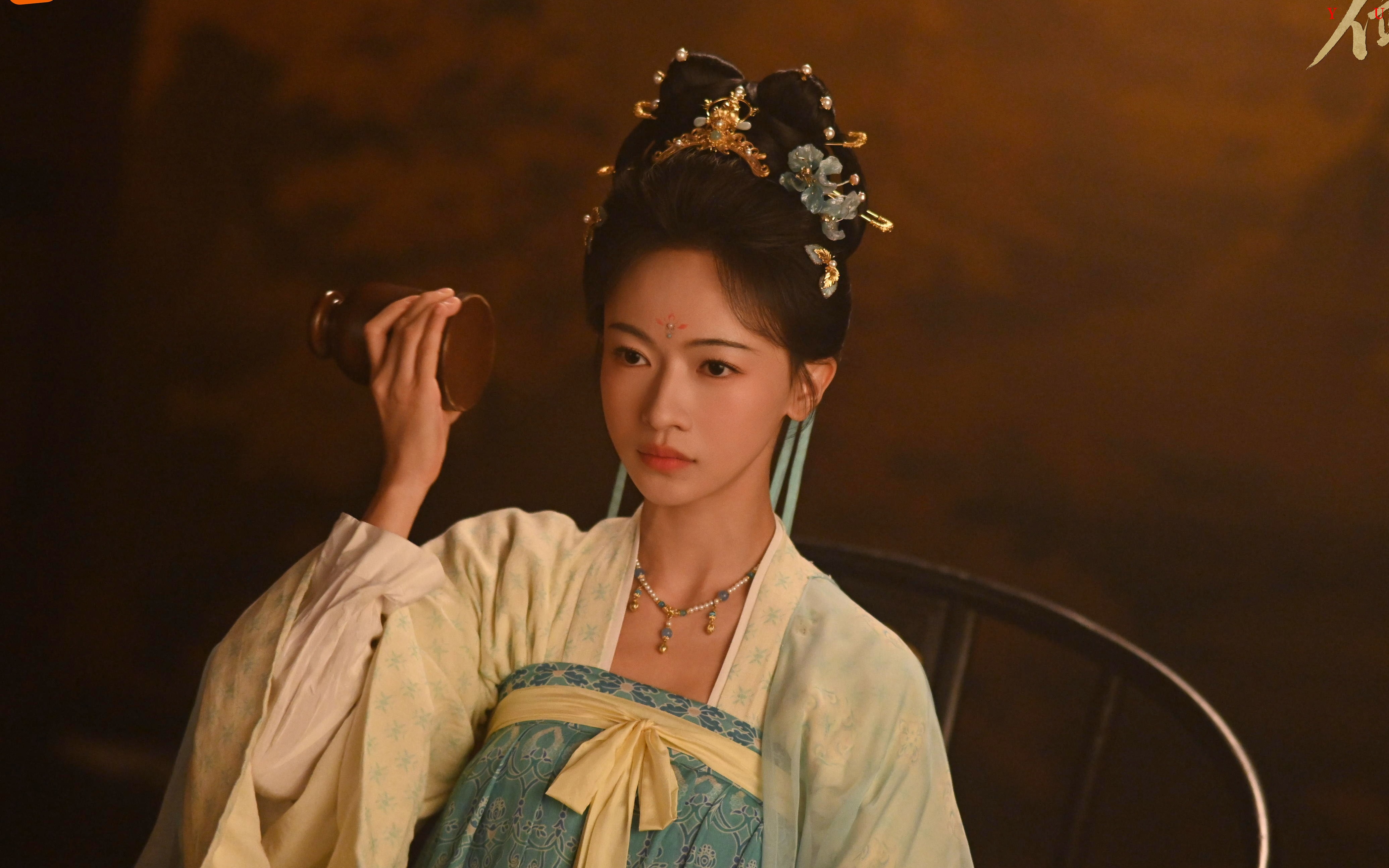 《御廷谣》吴谨言：角色的“瑕疵”比“完美”更让我着迷｜专访