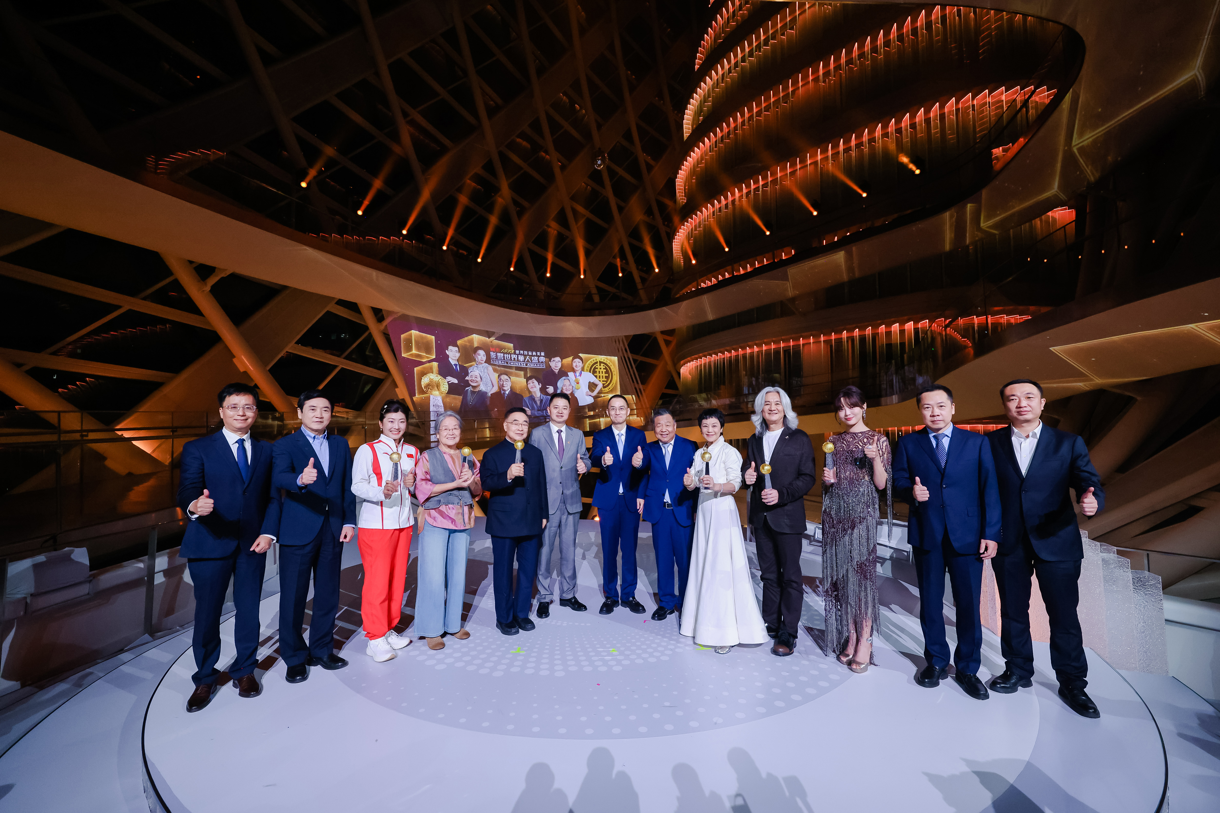 第18届影响世界华人盛典落幕，张伯礼、蔡皋等获殊荣