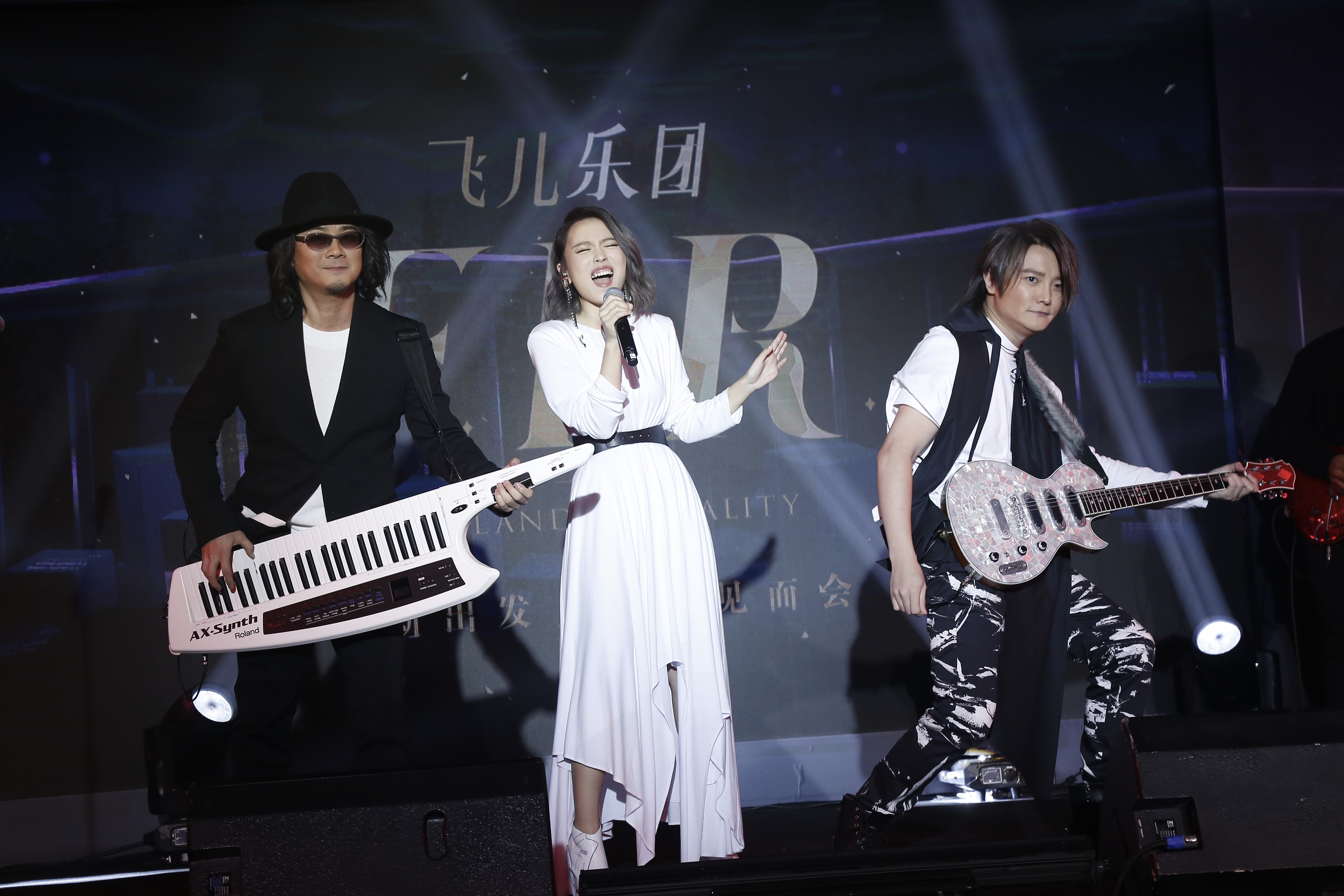 10月25日,fir飞儿乐团在北京举行媒体见面会.图/视觉中国