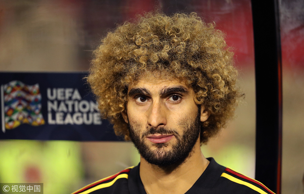 费莱尼入场前丢了球童网友换发型后找不到他