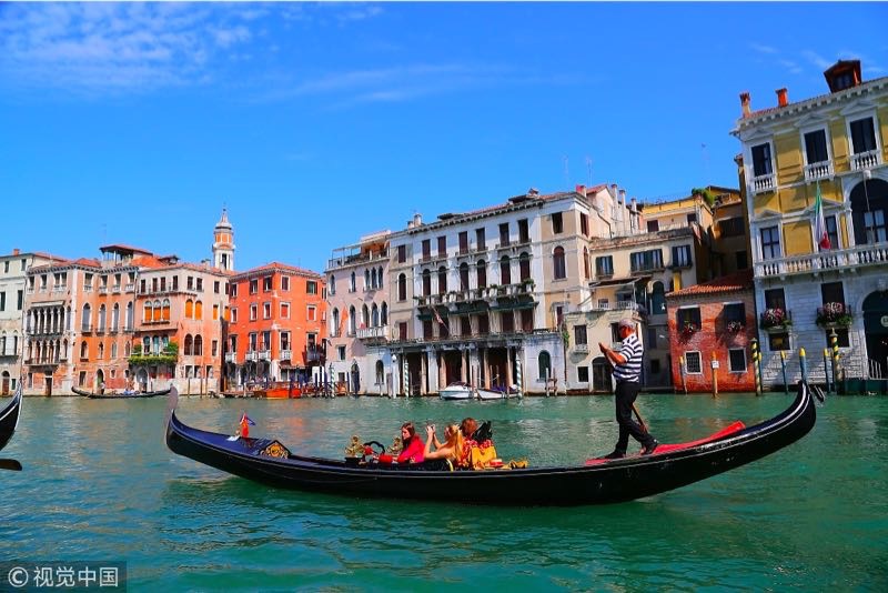 贡多拉小船是威尼斯的主要交通工具图片来源/视觉中国