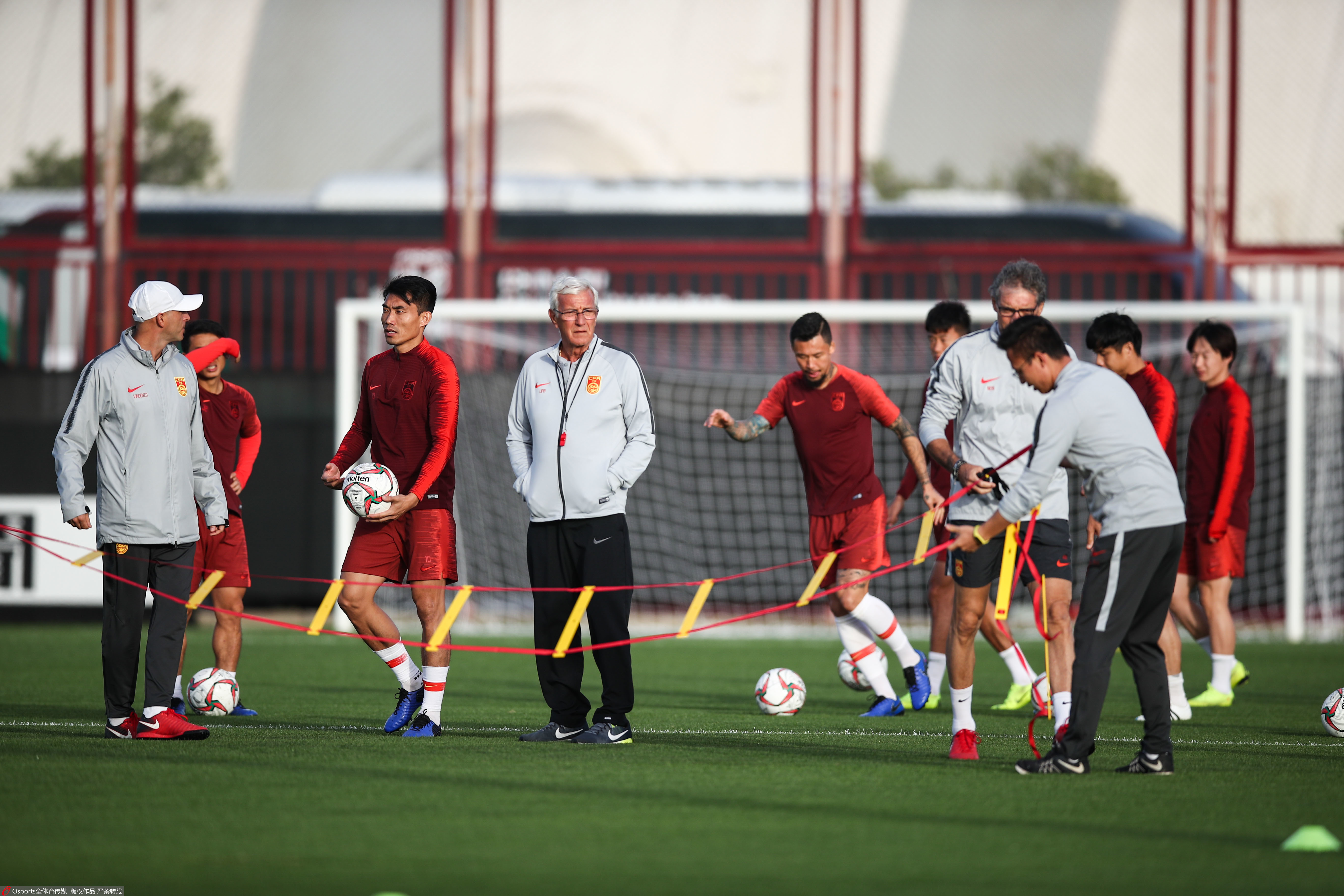 中国男足训练备战.图/osports