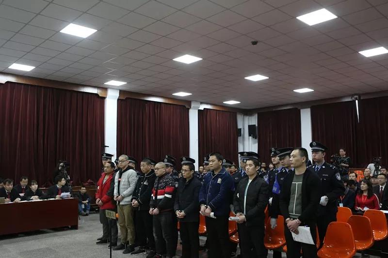 ͼƬ�����������³�������Ժ΢�Ź��ں�