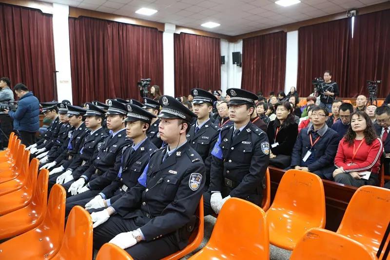 ͼƬ�����������³�������Ժ΢�Ź��ں�