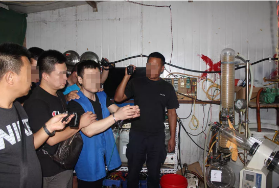 富二代吸毒嗜赌败家 为重拾财富制毒贩毒