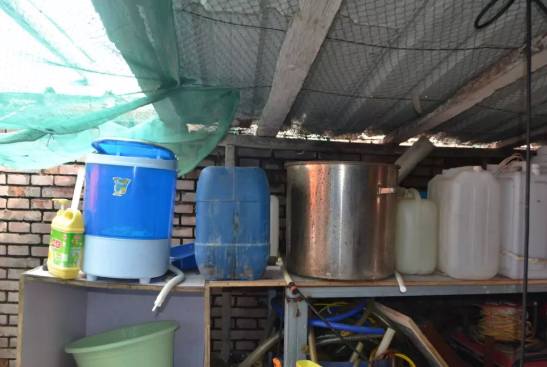 经警方检验,刘某刚制作的冰毒纯度达到80%以上,且制毒技术十分先进。