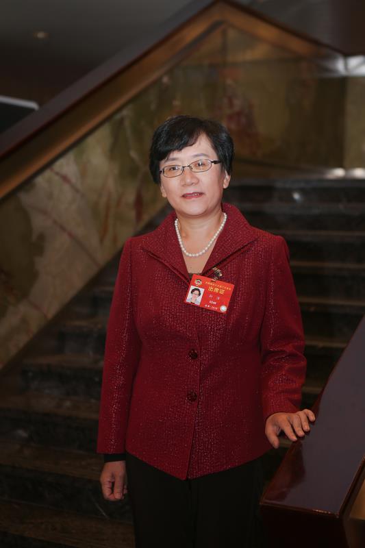 2019年3月6日,全国政协委员、对外经济贸易大学保险学院副院长孙洁接受新京报记者专访。新京报记者 彭子洋 摄