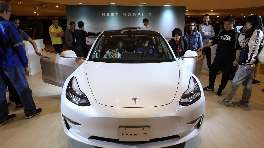Model 3在华多地交付 特斯拉否认与智慧能源进行洽谈