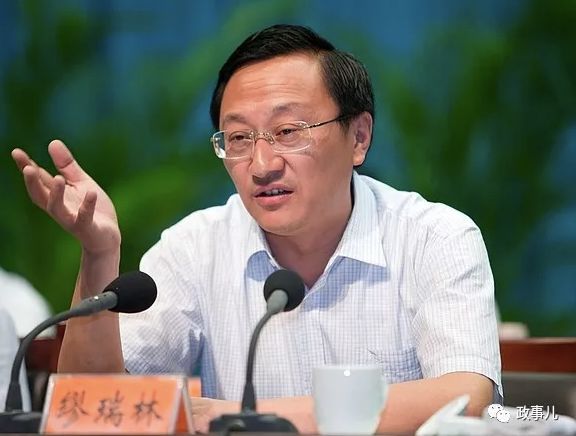 2013年10月,时任南京市长季建业落马,一个多月后,时任江苏省副省长缪瑞林“救火”补缺南京市长职务,去年年初,再度转任江苏副省长职务。