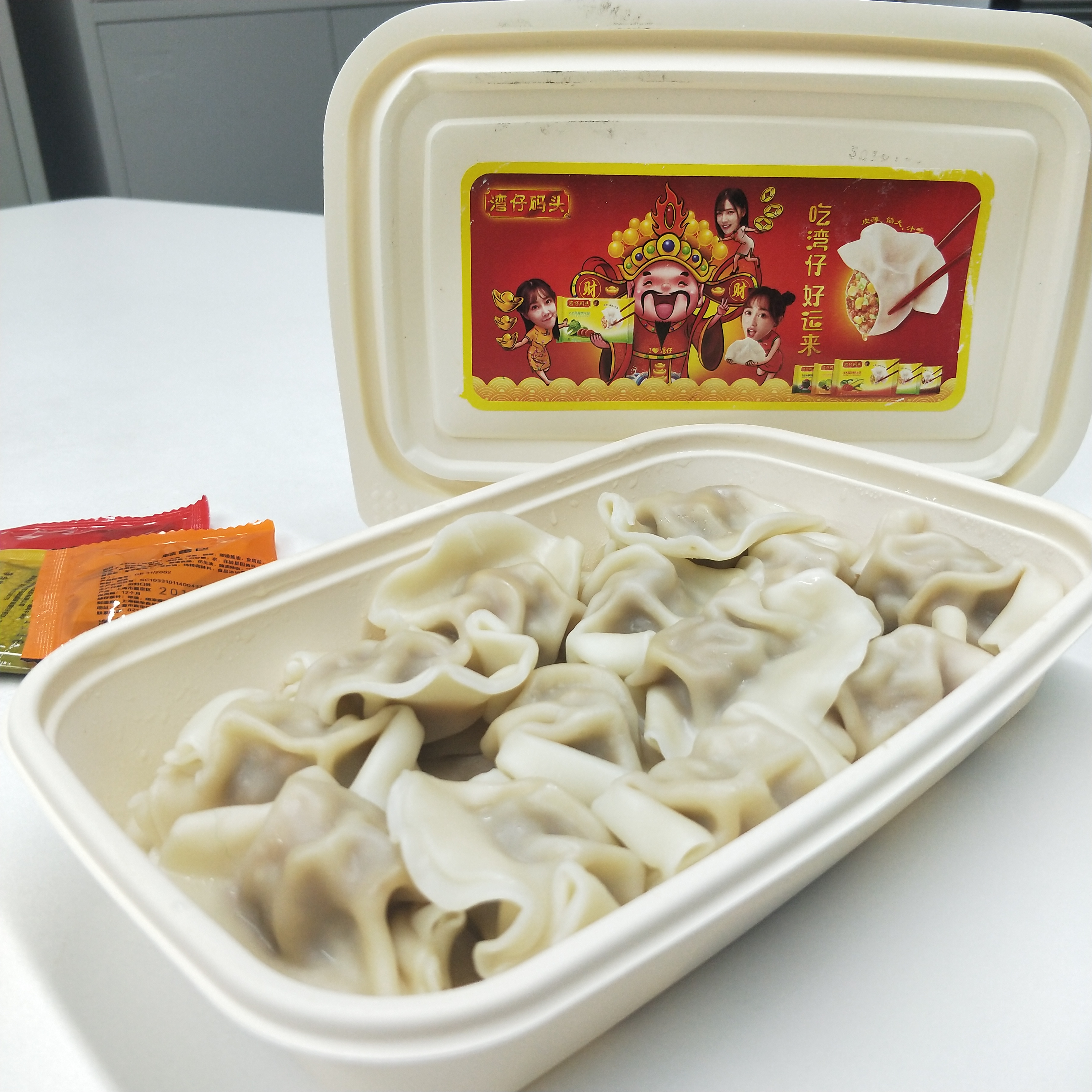 湾仔码头开饺子馆抢食外卖市场业内模式存争议