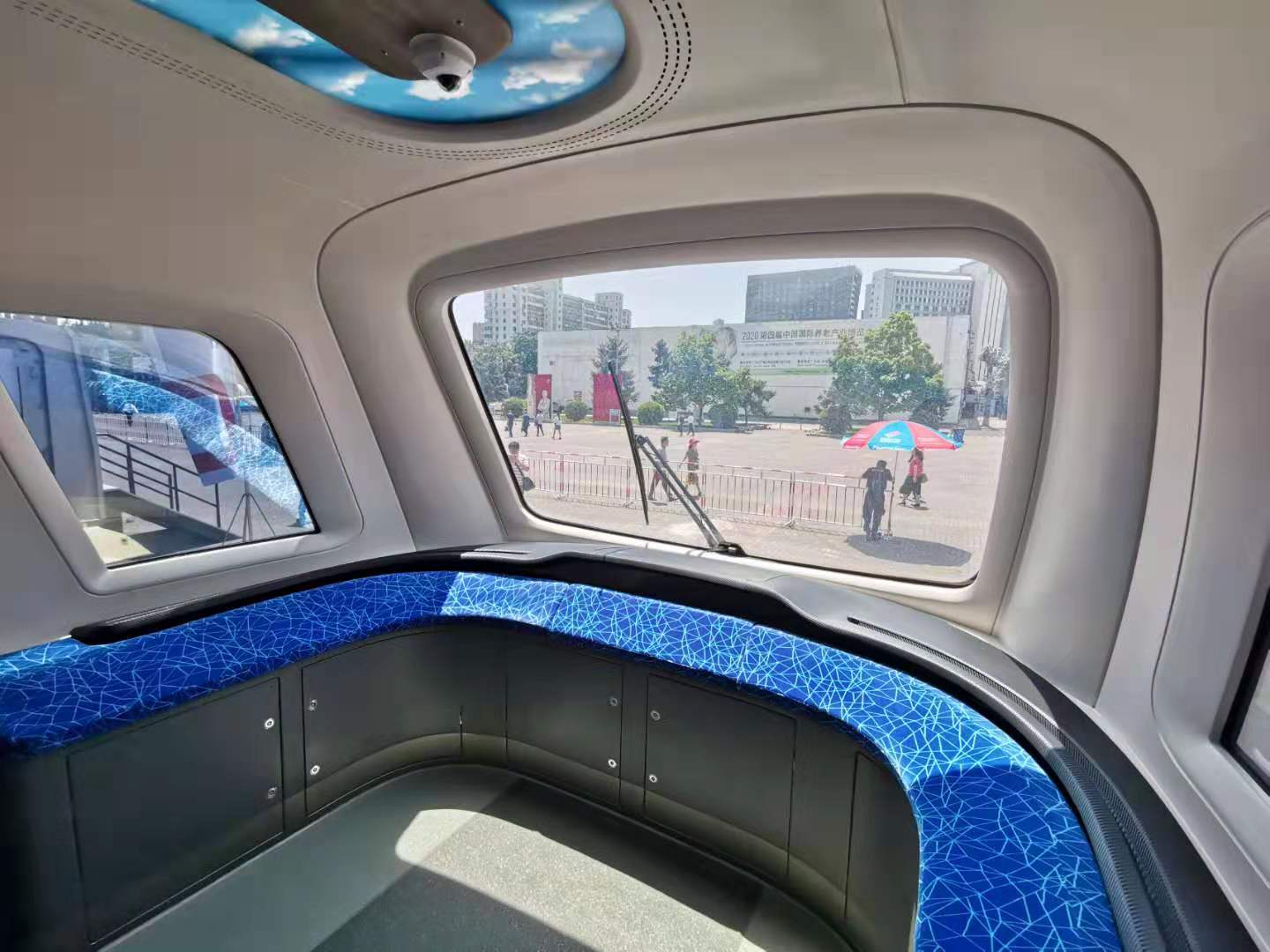 碳纤维车体车窗可上网下一代地铁列车长这样