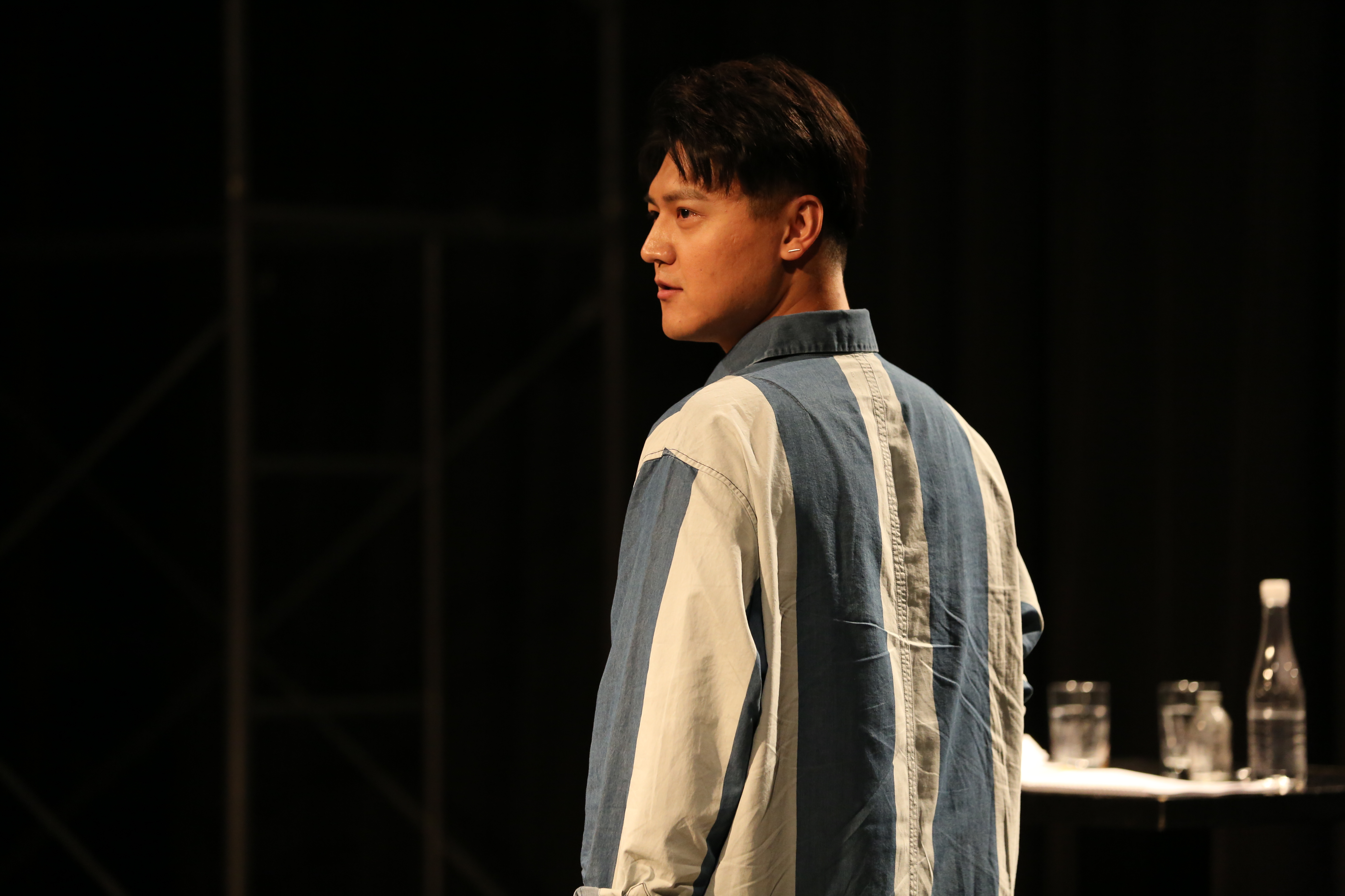 张殿伦卜钰翟天临挑战舞台即兴表演