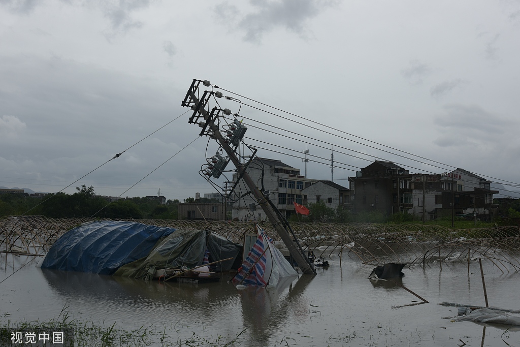 8月10日,浙江台州,颱風