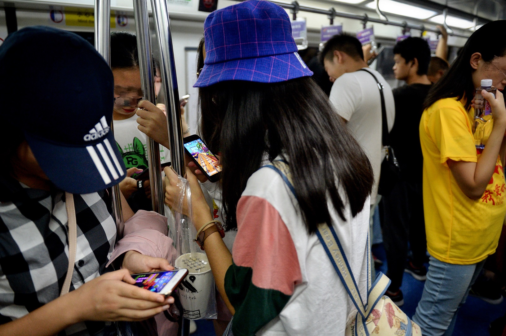 北京地铁出新功能：站内拥挤度可通过手机查询-新出行