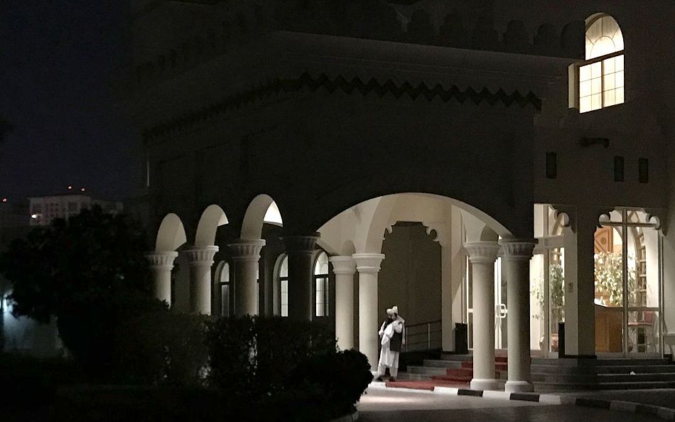 ����ʱ��8��29�գ������������������̸�г�Ա�ڻ᳡���绰����������̸�У������밢�����������ɡ�ԭ���ԡ���ƽЭ�顣ͼ/�Ӿ��й�