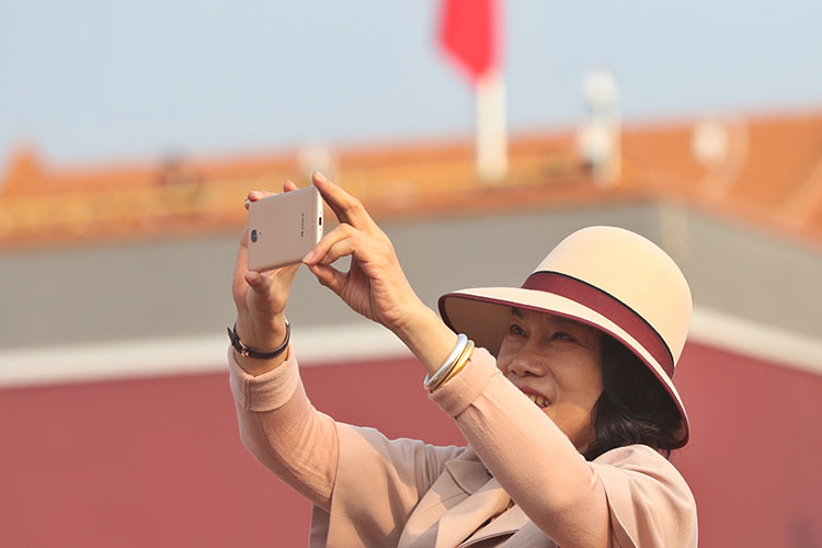 �������ڹ���̨���������