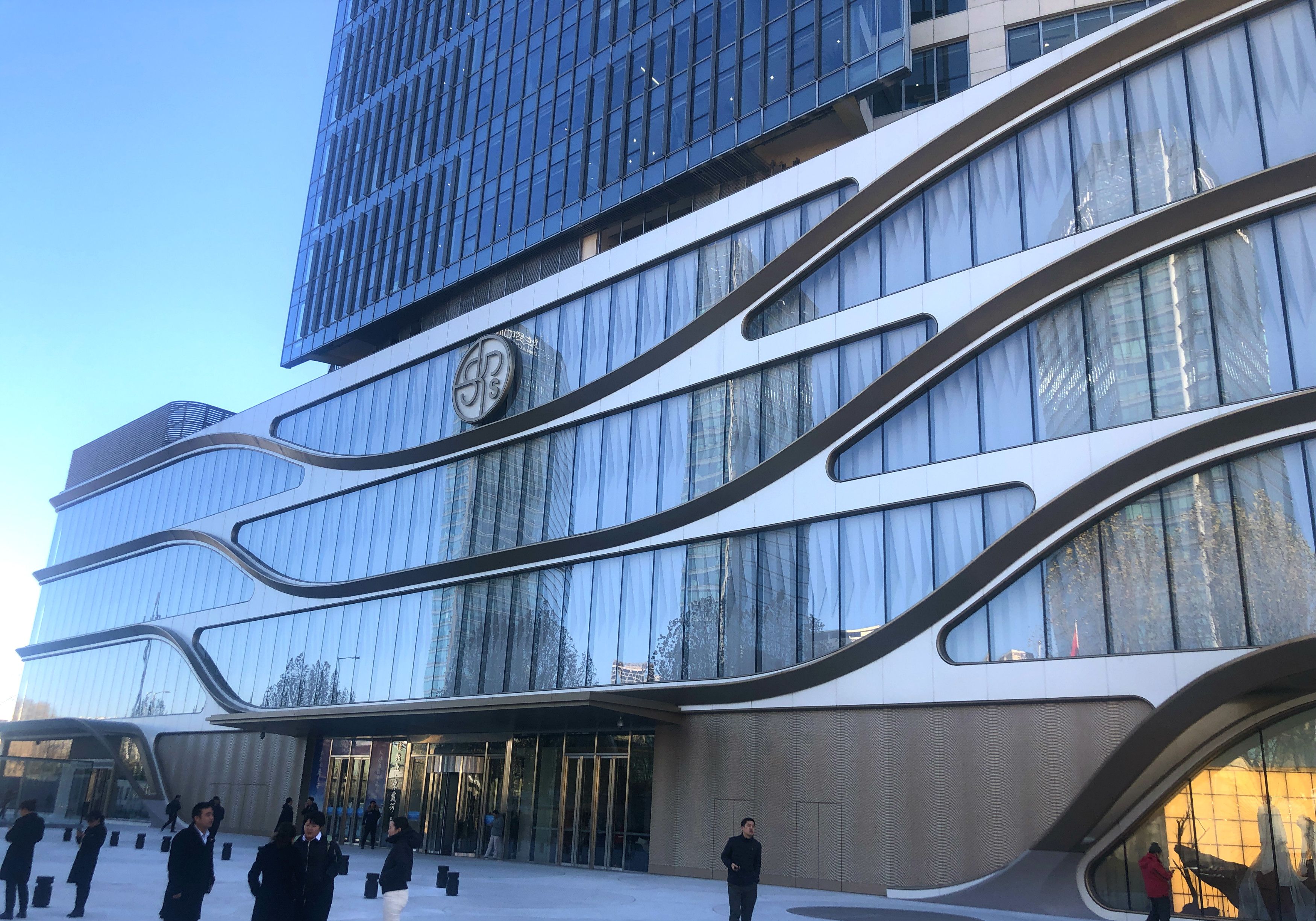 skps将于12月12日开业与skp隔街相望