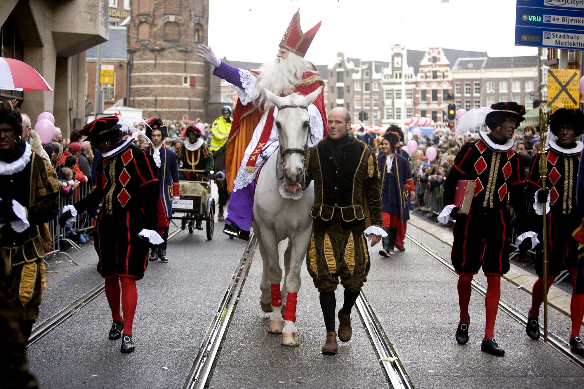到此一游丨荷兰圣尼古拉斯节,小朋友的狂欢