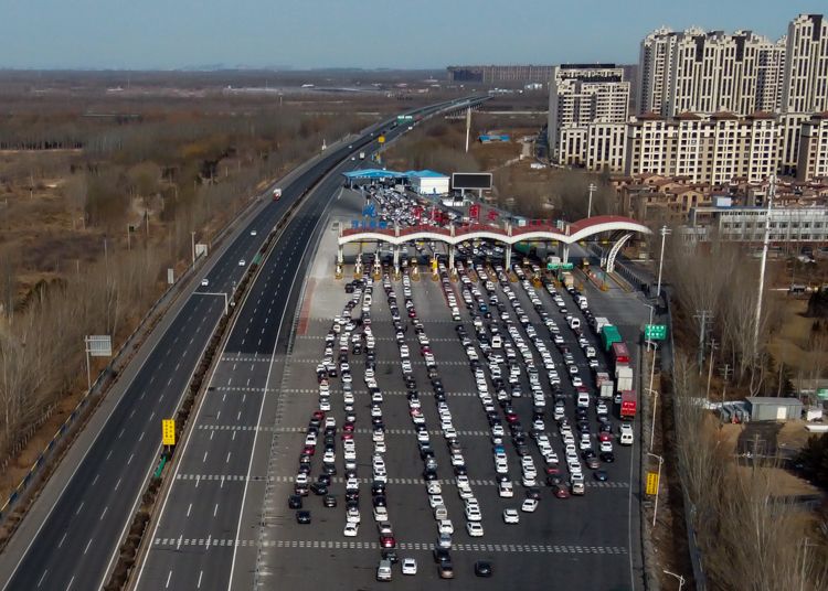 公路进京需测温 返京旅客请预留时间 错峰出行|组图