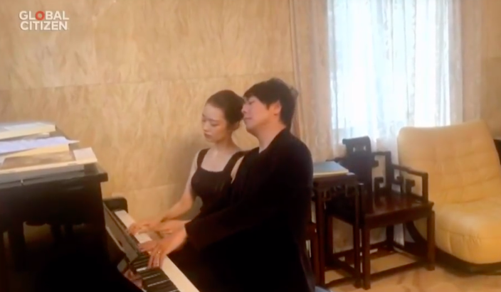 病毒让人类隔离,音乐是重新连结的精神解药