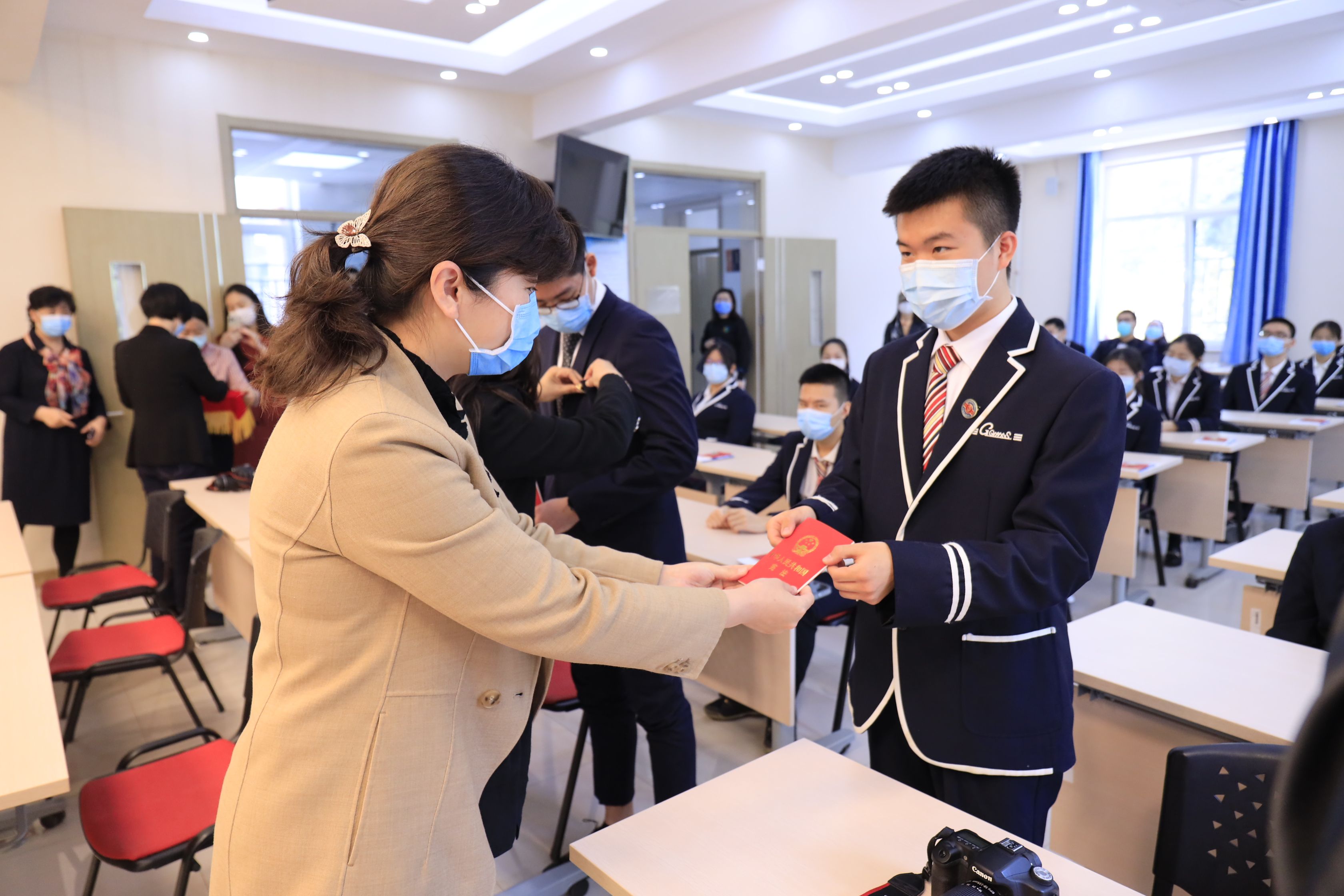 北京广渠门中学校服图片