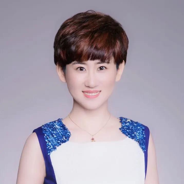 米夏,北京广播电视台主持人,长期致力于文化类节目,如《打开文化之门