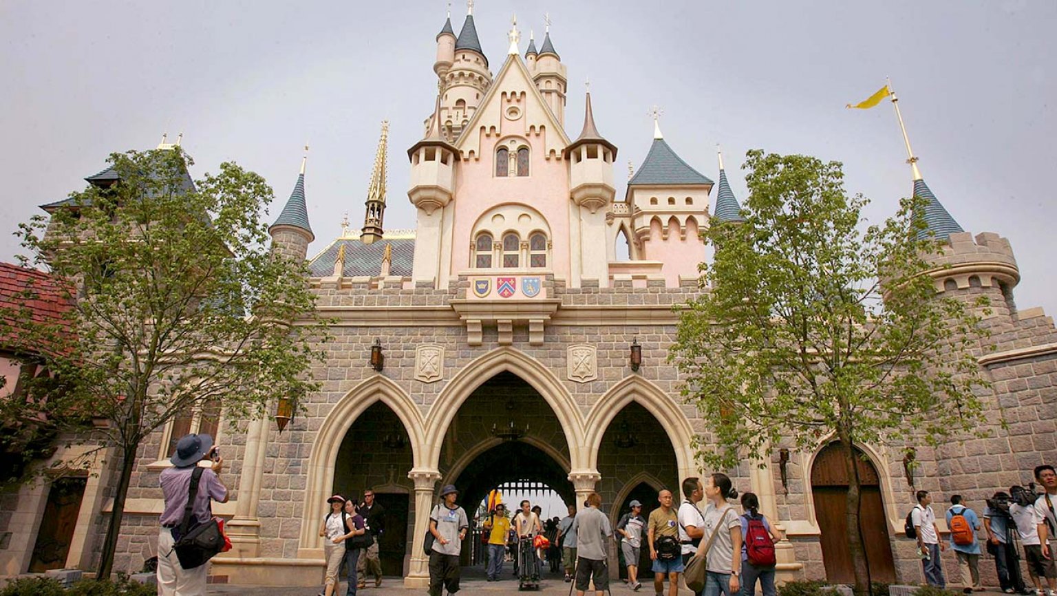 香港迪士尼乐园将于6月18日重新开放，需提前7日预约 - 娱乐 - 新京报网
