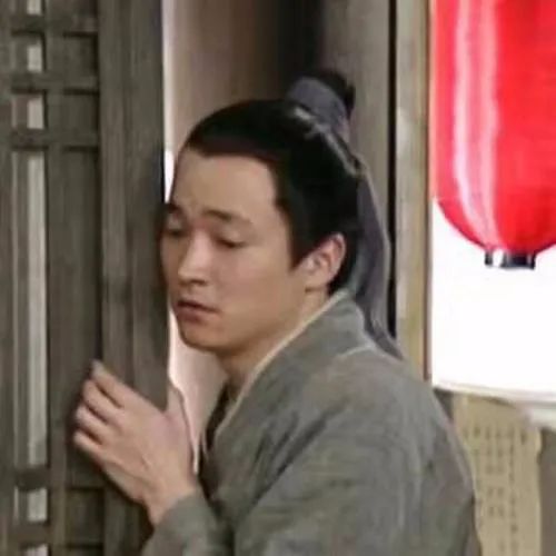 研究生为救父亲提前要8万彩礼，男友反应让她崩溃