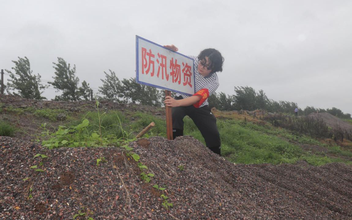 返乡抗洪的江洲人 有的村一天回来150人