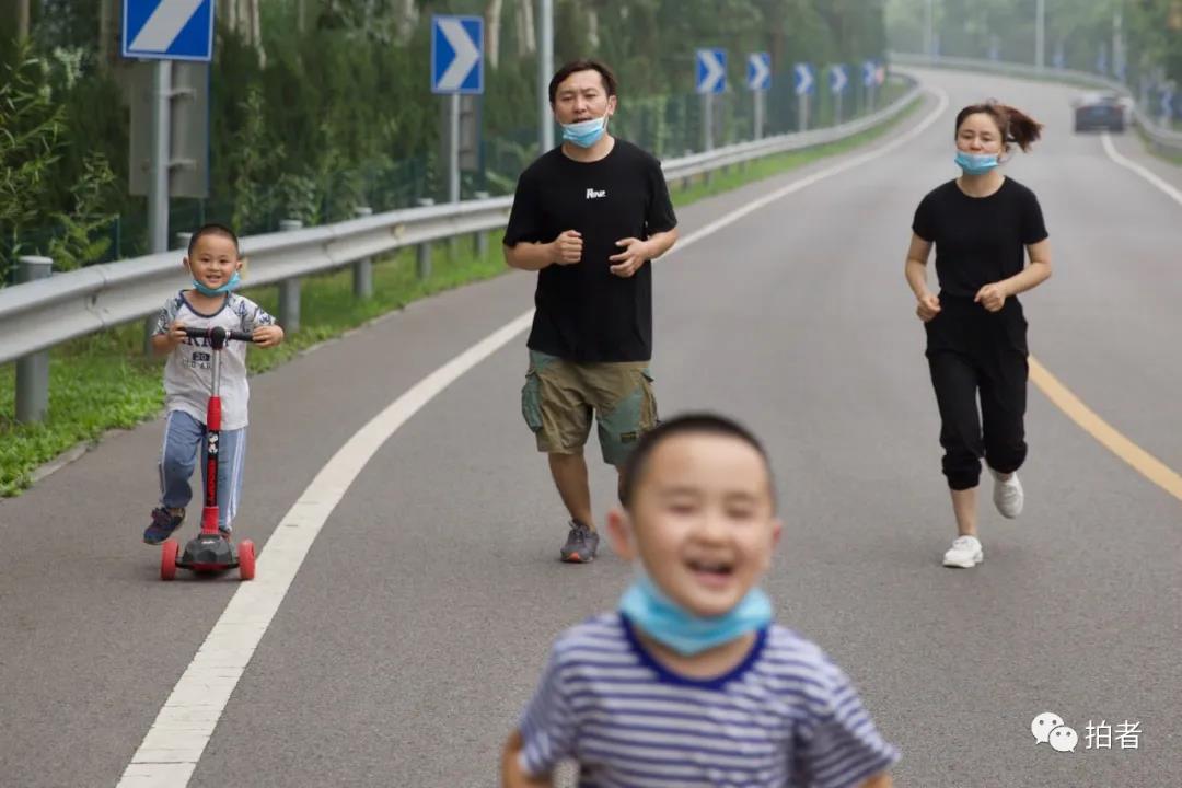 疫情之下的影棚老板：咬牙自救，迎接复苏