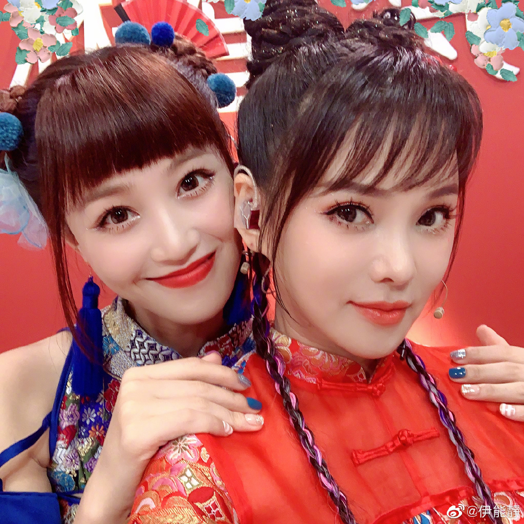 伊能静为蓝盈莹写小作文，称舆论颠倒是非