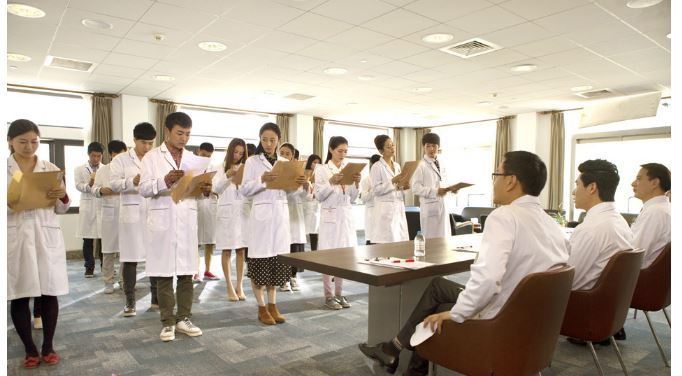 参加入职“人格测试”，很遗憾，答案越普通越正确